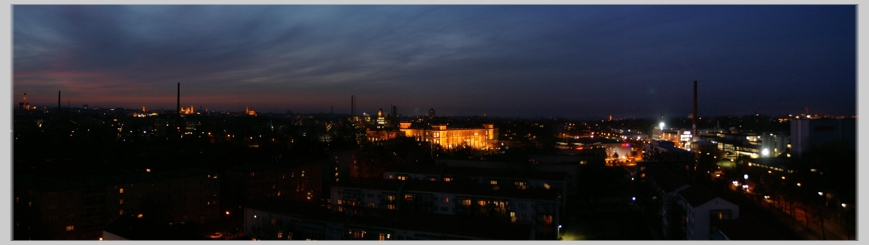 Augsburg bei Nacht > Panoramafoto